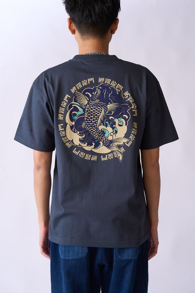鯉躍龍門 TEE