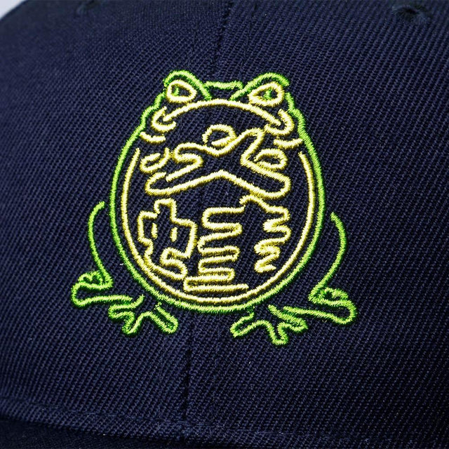 NEON+HiKESHi KAERU フラットバイザー キャップ - HiKESHi SPiRiT(火消魂)