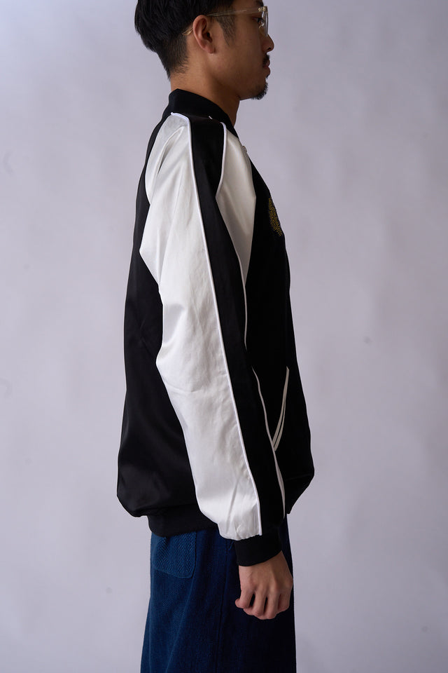 サラマンダースカジャン（阿）