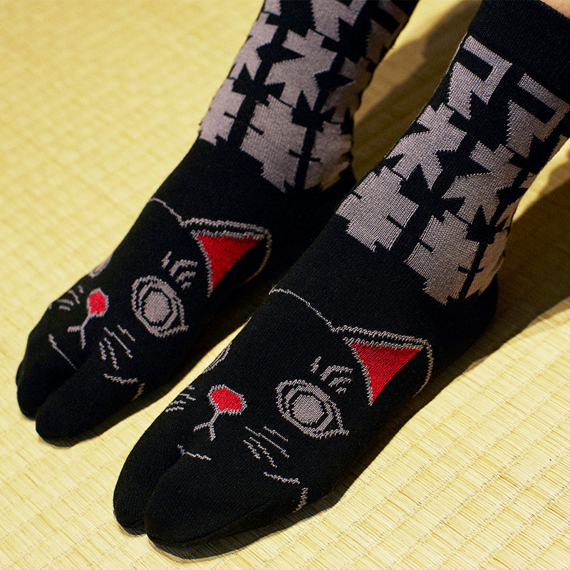 KOKOROIKI katakana socks(black cat）